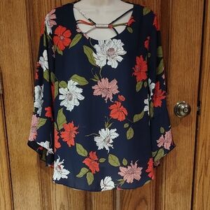 Colorful Floral Navy Women's Top w/Attention-Getting Neckline Large
